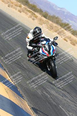 media/Feb-13-2022-SoCal Trackdays (Sun) [[c9210d39ca]]/Turn 7 Inside (1040am)/